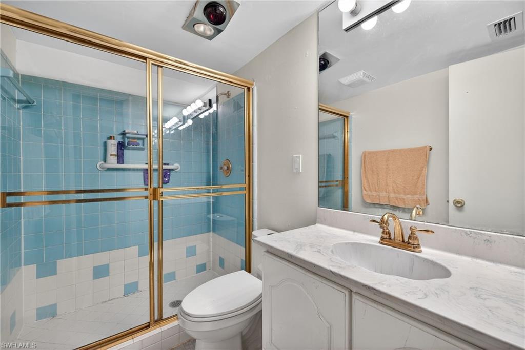 VICTORIA MANOR CONDO - Residential