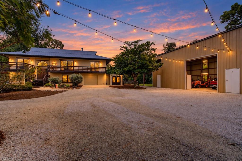 5710 Autumn Oaks LN