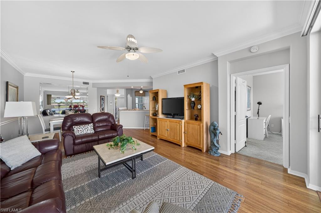 SUNSET STREAM - Residential