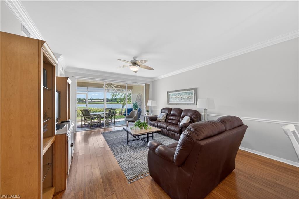 SUNSET STREAM - Residential