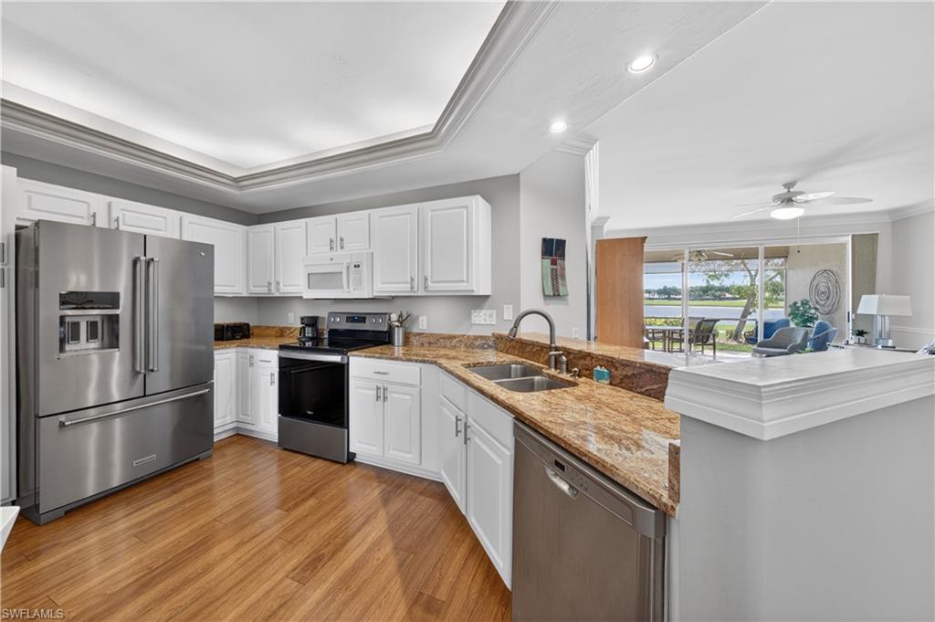 SUNSET STREAM - Residential