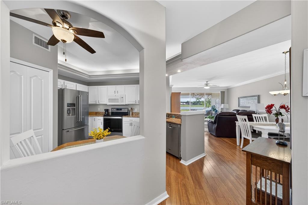 SUNSET STREAM - Residential