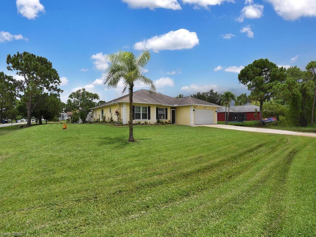 SAN CARLOS PARK - Residential