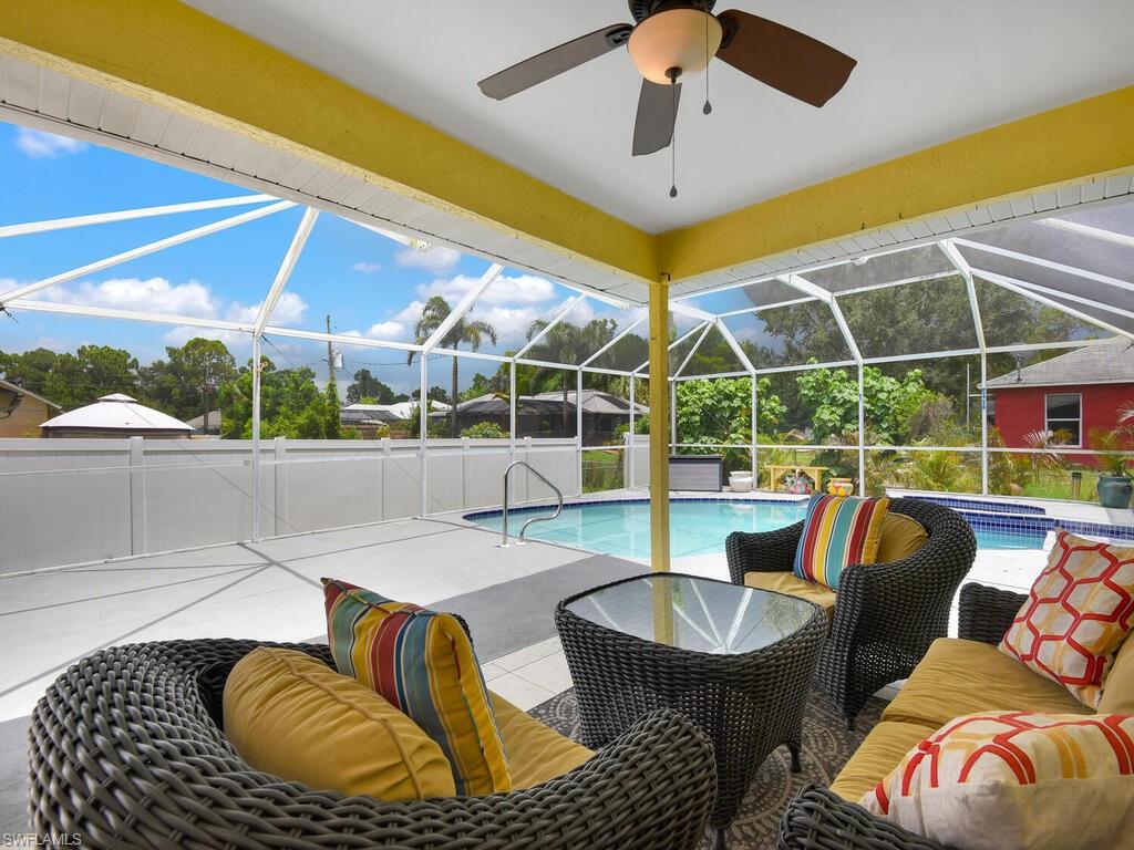 SAN CARLOS PARK - Residential