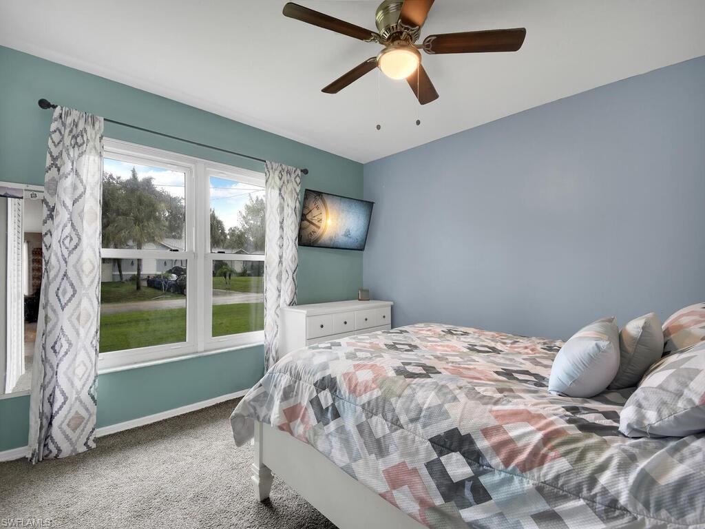 SAN CARLOS PARK - Residential