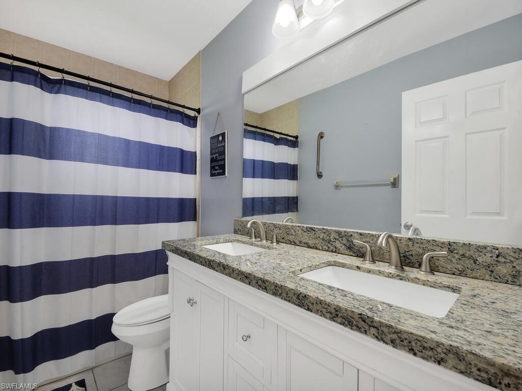 SAN CARLOS PARK - Residential