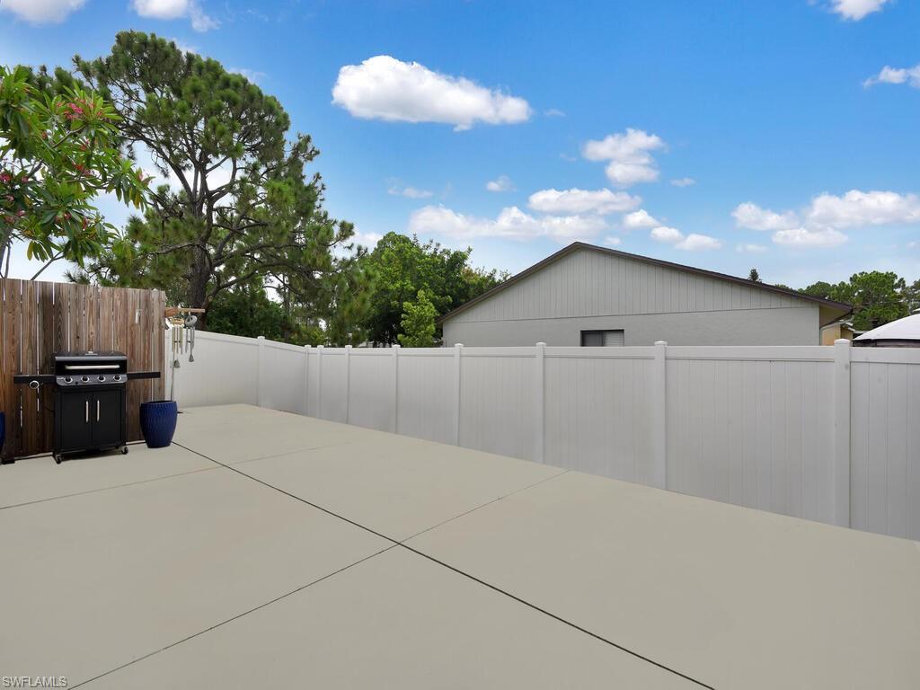 SAN CARLOS PARK - Residential