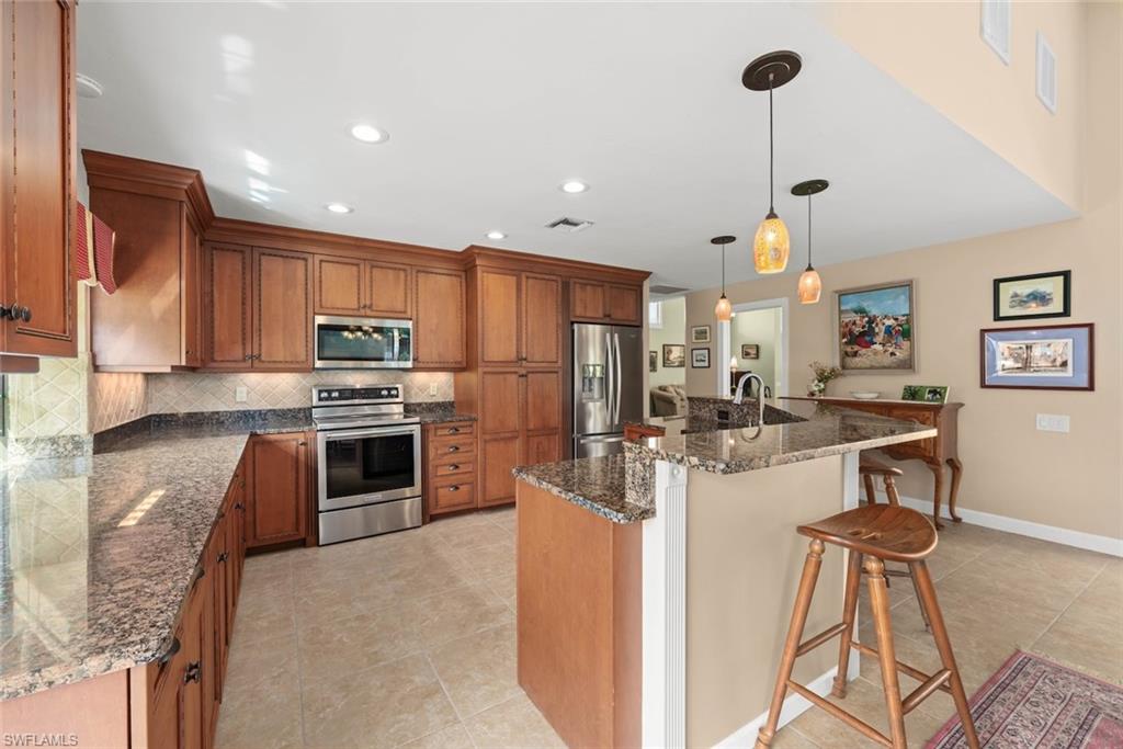 FIDDLESTICKS COUNTRY CLUB - Residential