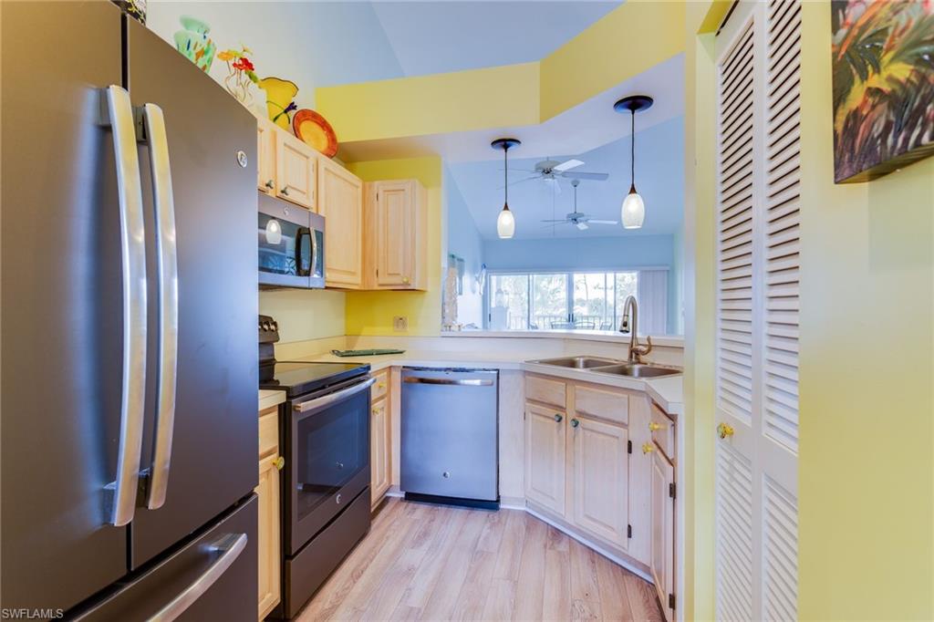 SPANISH WELLS GOLF CONDO - Residential