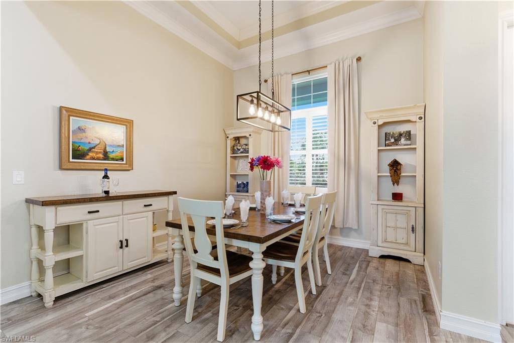 GOLDEN GATE ESTATES - Residential