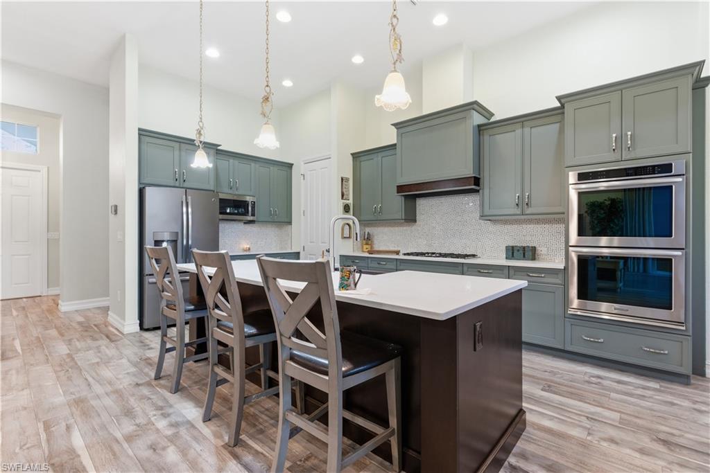 GOLDEN GATE ESTATES - Residential