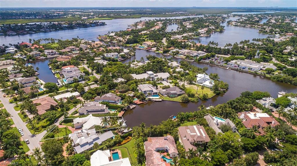 AQUALANE SHORES - Land