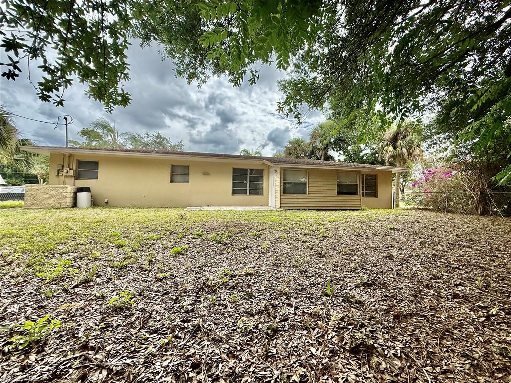 LEHIGH ACRES - Residential