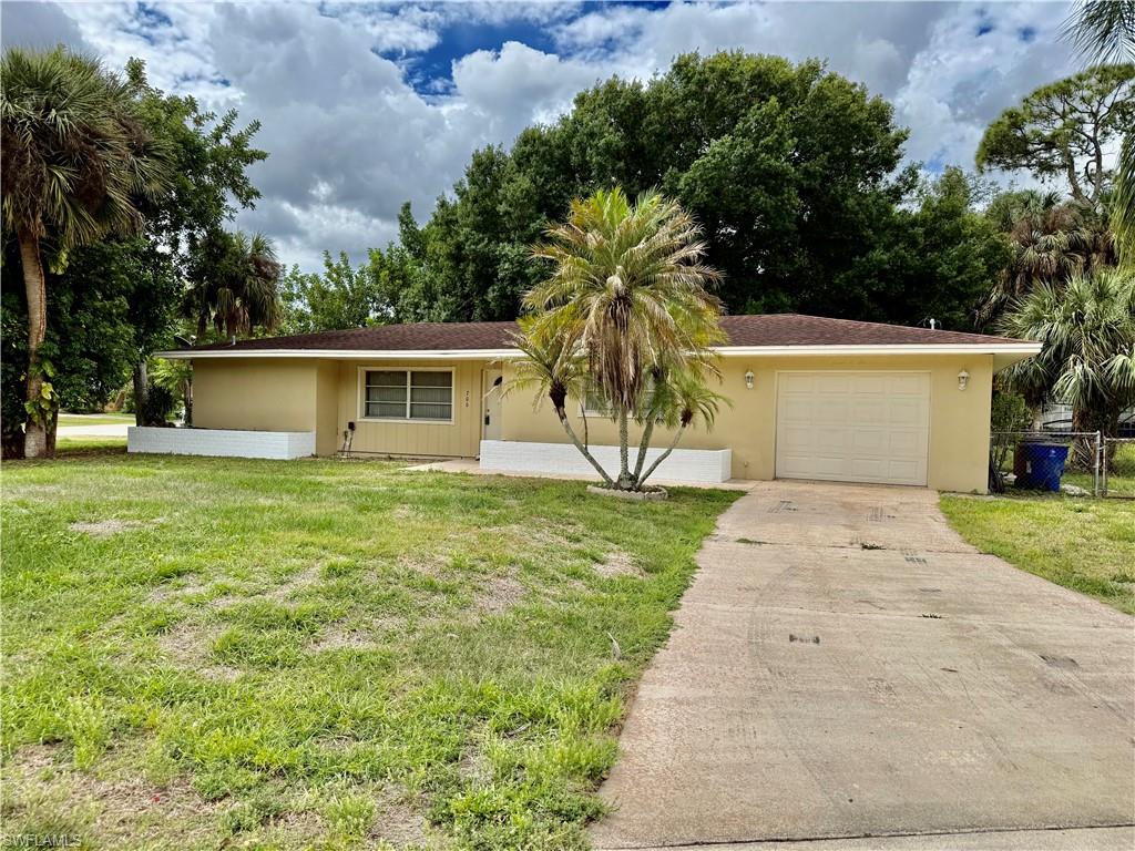 LEHIGH ACRES - Residential