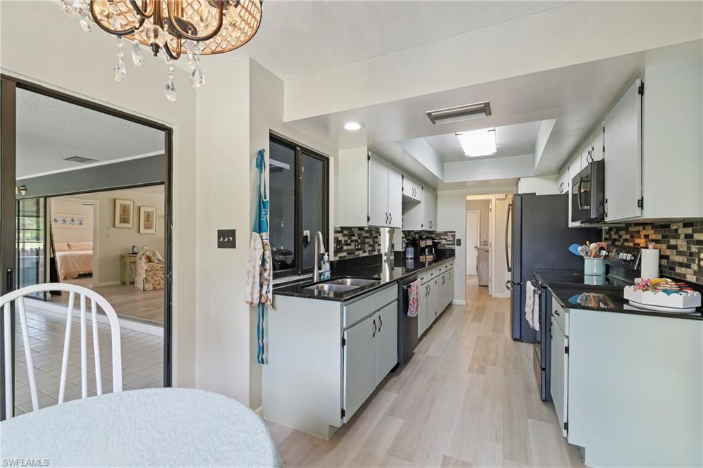 BURNT STORE LAKES - Residential