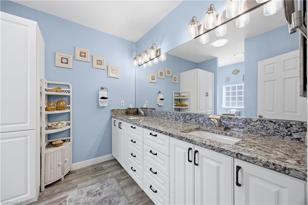 BAYSIDE ESTATES - Residential