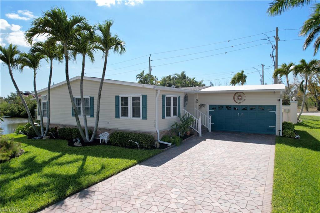 BAYSIDE ESTATES - Residential