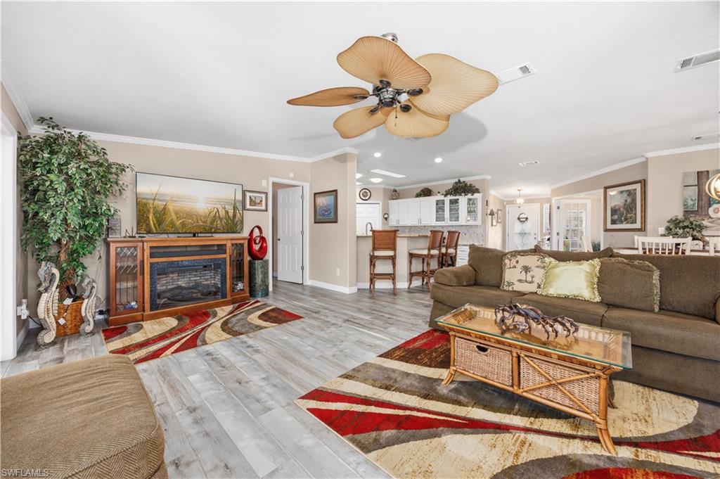 BAYSIDE ESTATES - Residential