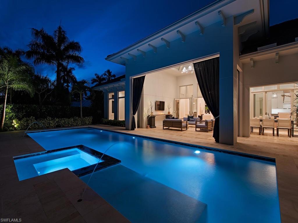 MOORINGS - Residential