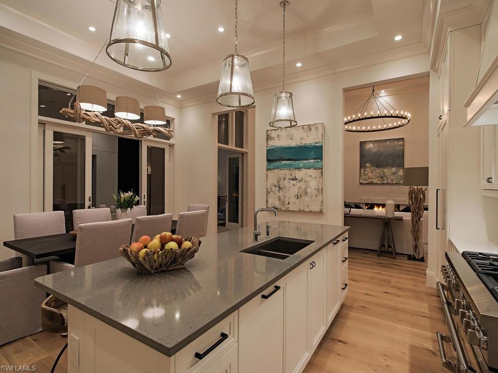 MOORINGS - Residential