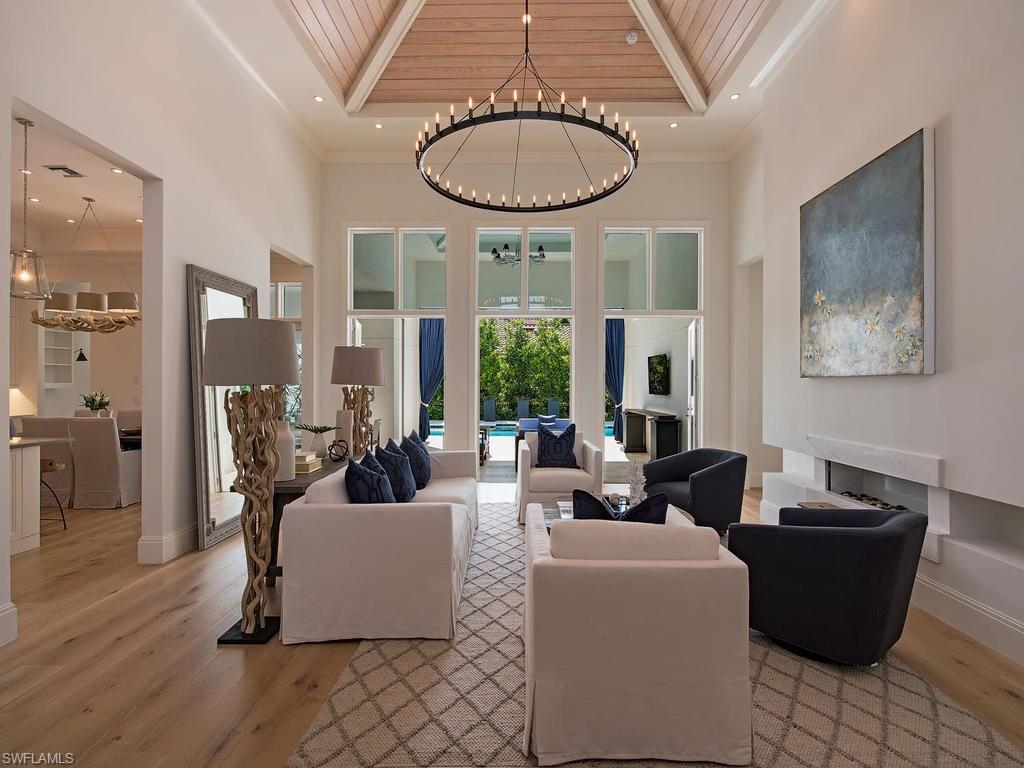 MOORINGS - Residential