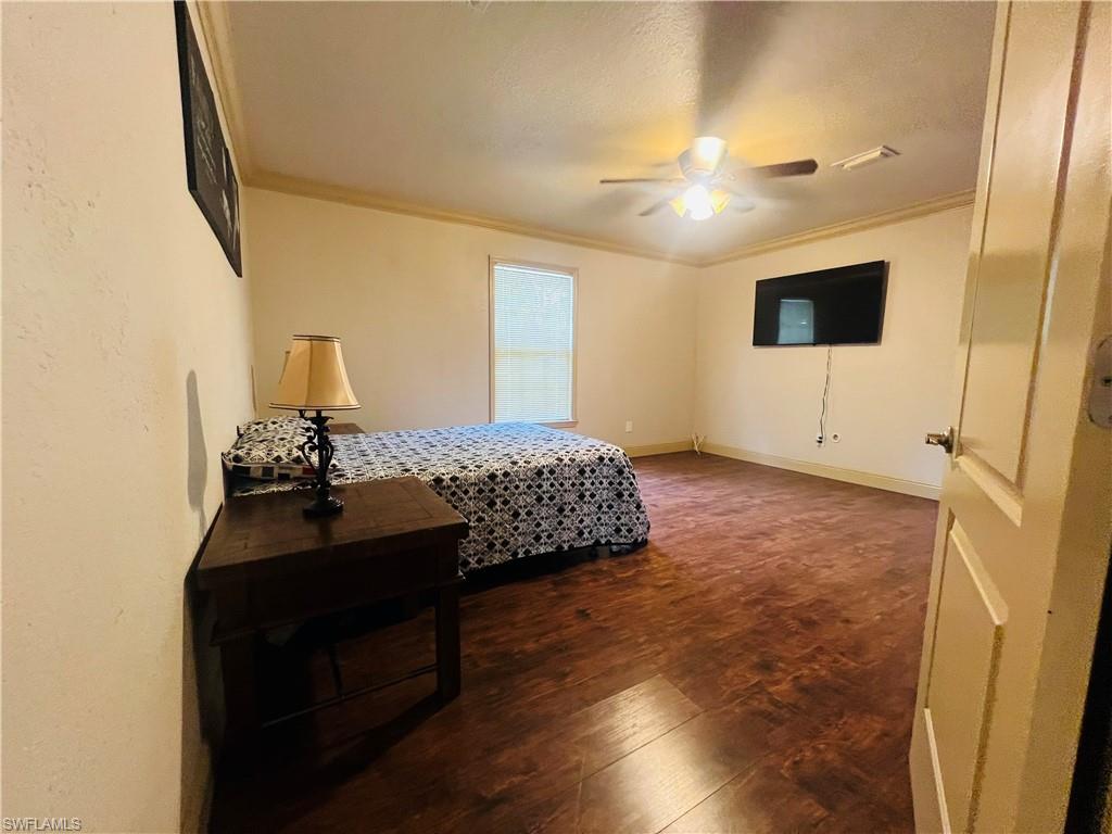 LABELLE ACRES - Residential