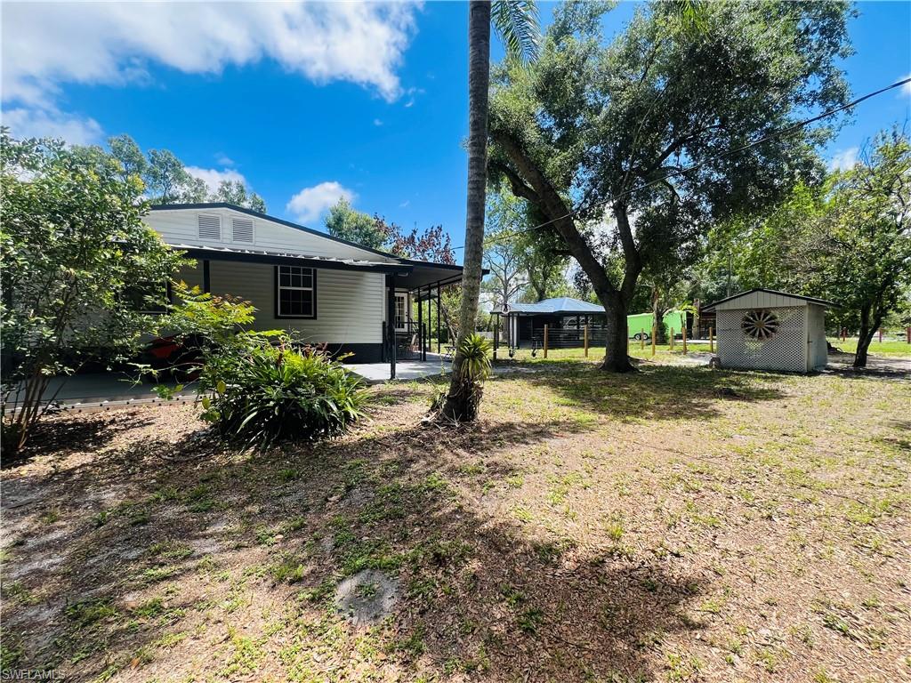 LABELLE ACRES - Residential