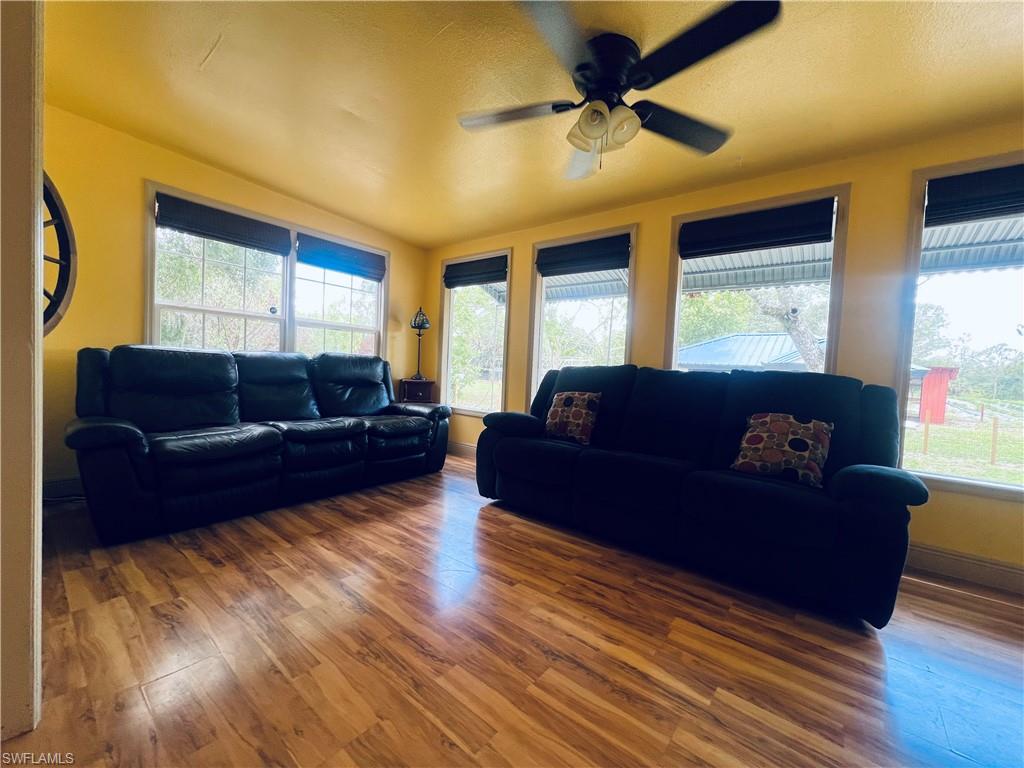 LABELLE ACRES - Residential