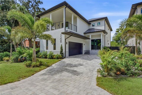 Photo of 3308 Canal ST, NAPLES, FL 34112 (MLS # 226036367)