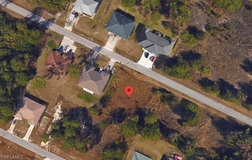Attention Investors! Duplex lot, priced to sell in an outstanding location!