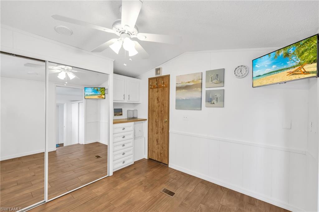 GRANADA LAKES ADULT  RV RESORT - Residential