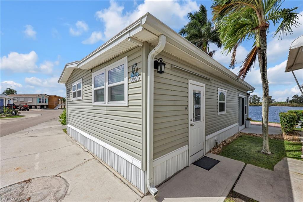 GRANADA LAKES ADULT  RV RESORT - Residential