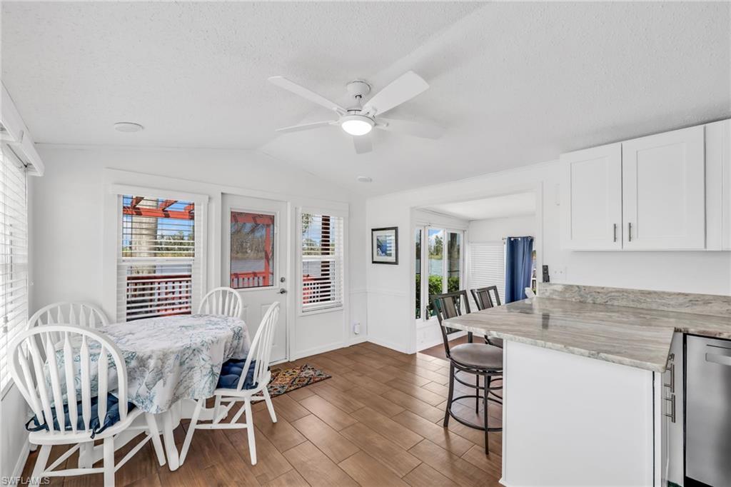 GRANADA LAKES ADULT  RV RESORT - Residential