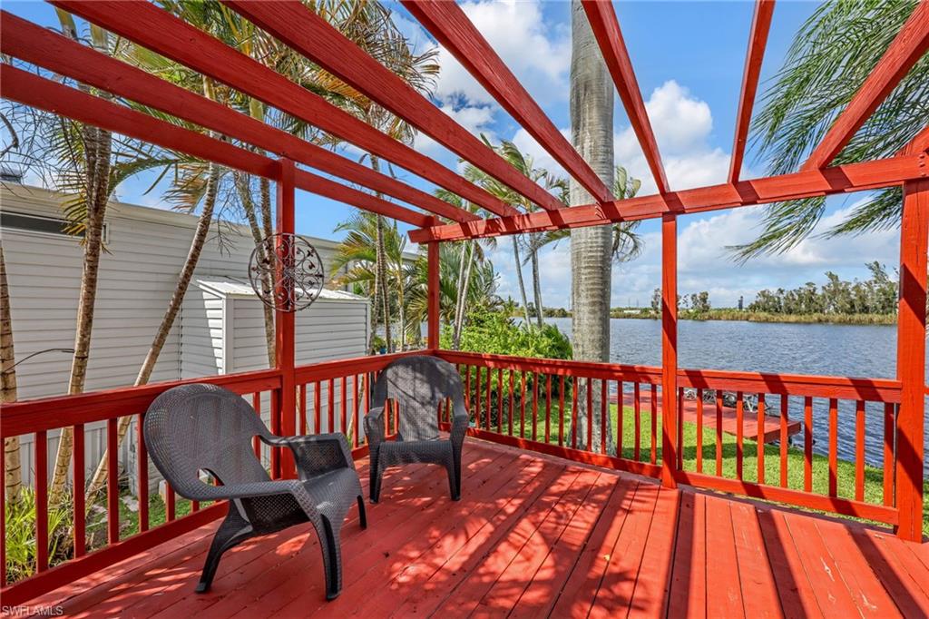 GRANADA LAKES ADULT  RV RESORT - Residential