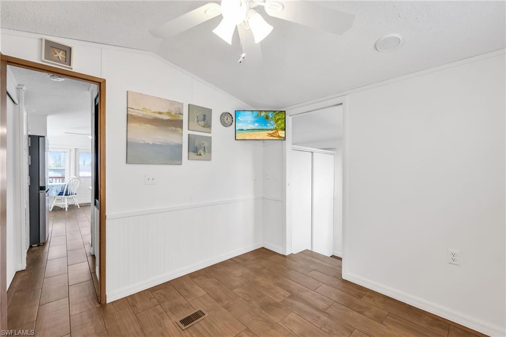 GRANADA LAKES ADULT  RV RESORT - Residential