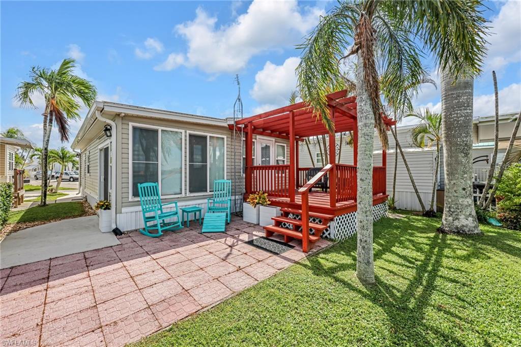 GRANADA LAKES ADULT  RV RESORT - Residential