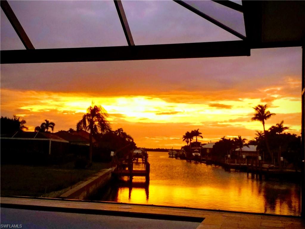 MARCO BEACH - Residential