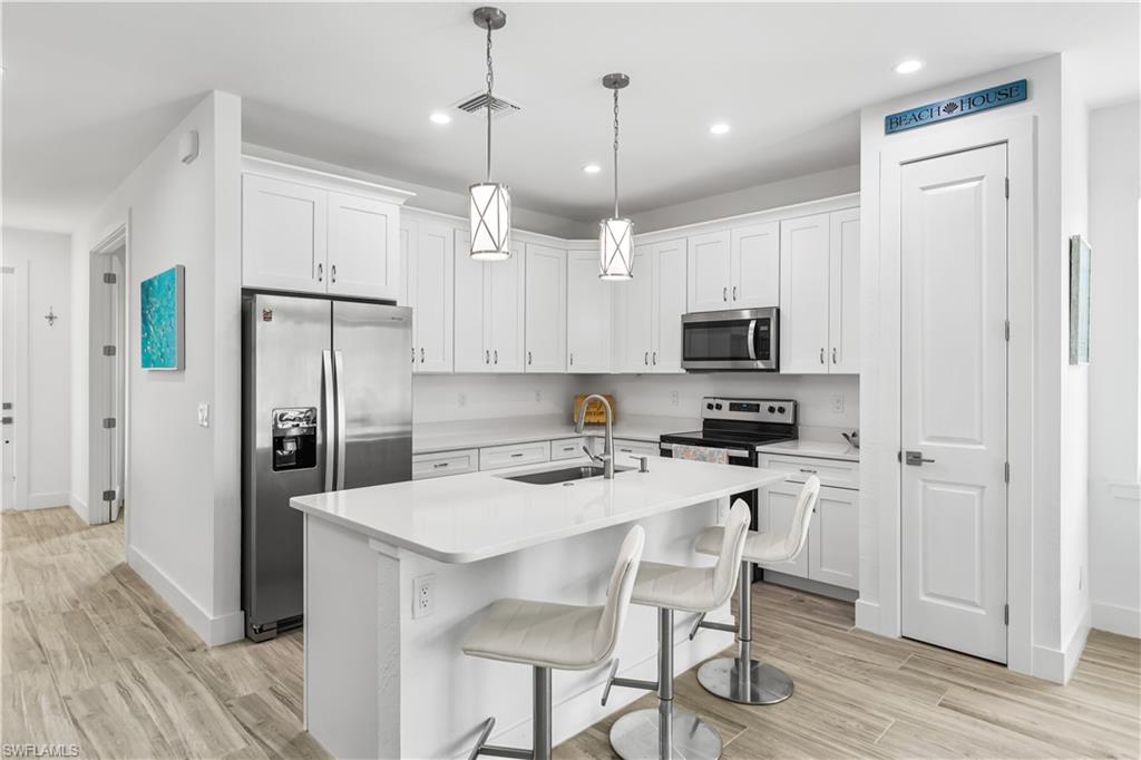 THE VILLAS AT CAUSEWAY KEY - Residential Lease