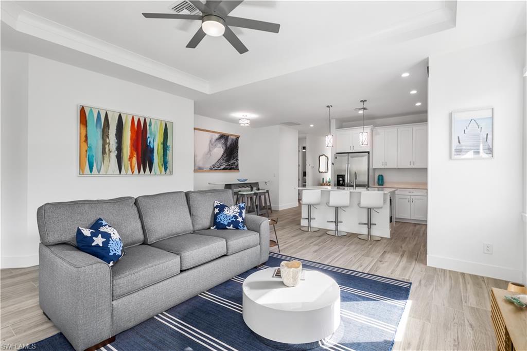 THE VILLAS AT CAUSEWAY KEY - Residential Lease