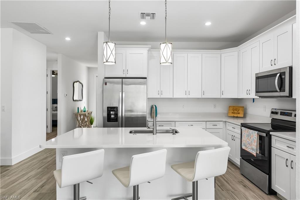 THE VILLAS AT CAUSEWAY KEY - Residential Lease