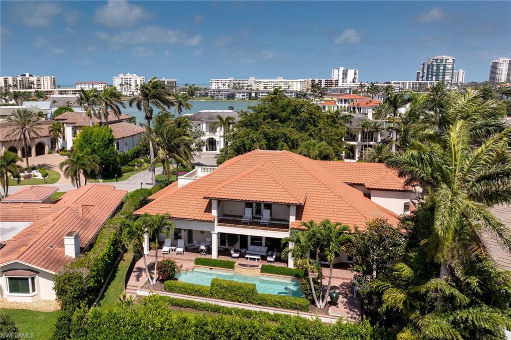 MOORINGS - Residential