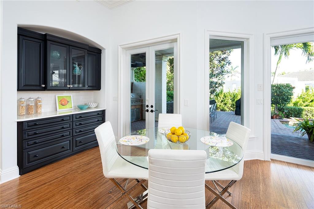 MOORINGS - Residential