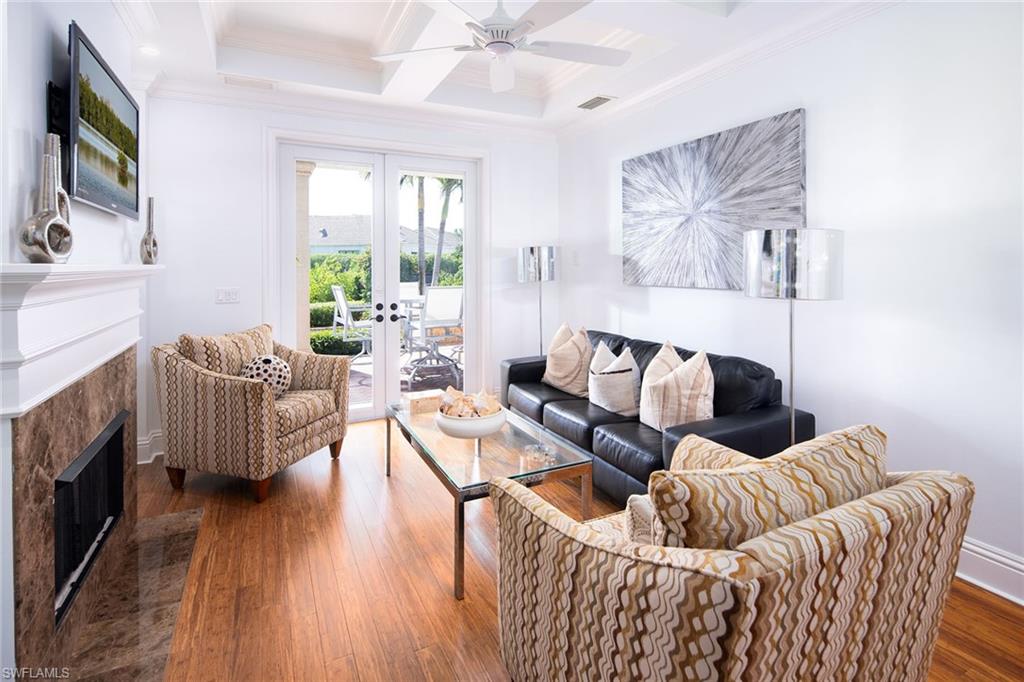 MOORINGS - Residential