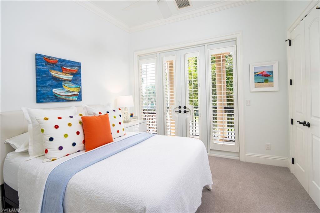 MOORINGS - Residential