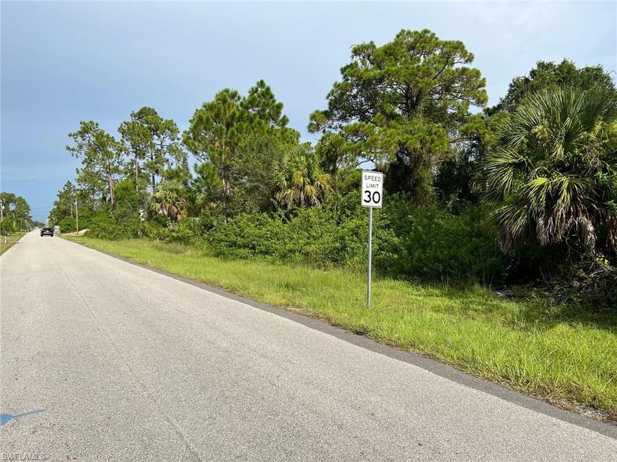 Nice lot for your new home build. Located in a quiet neighborhood. Priced to sell!