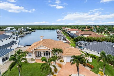 4310 Sands BLVD CAPE CORAL FL 33914