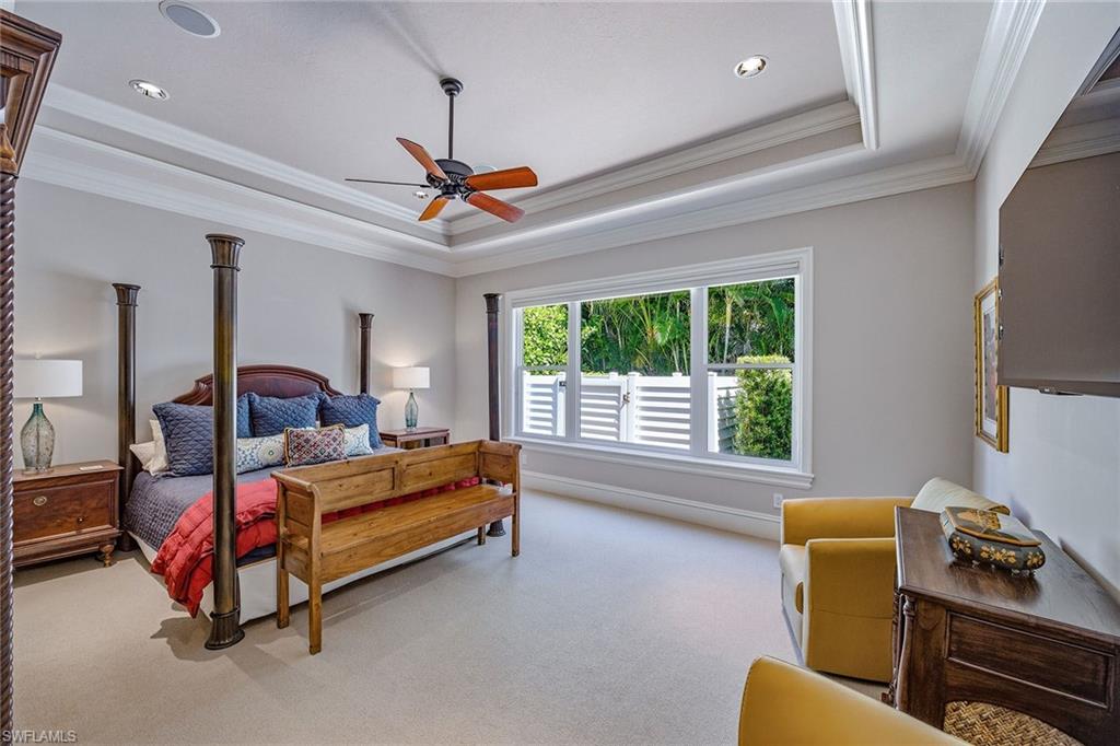 MOORINGS - Residential