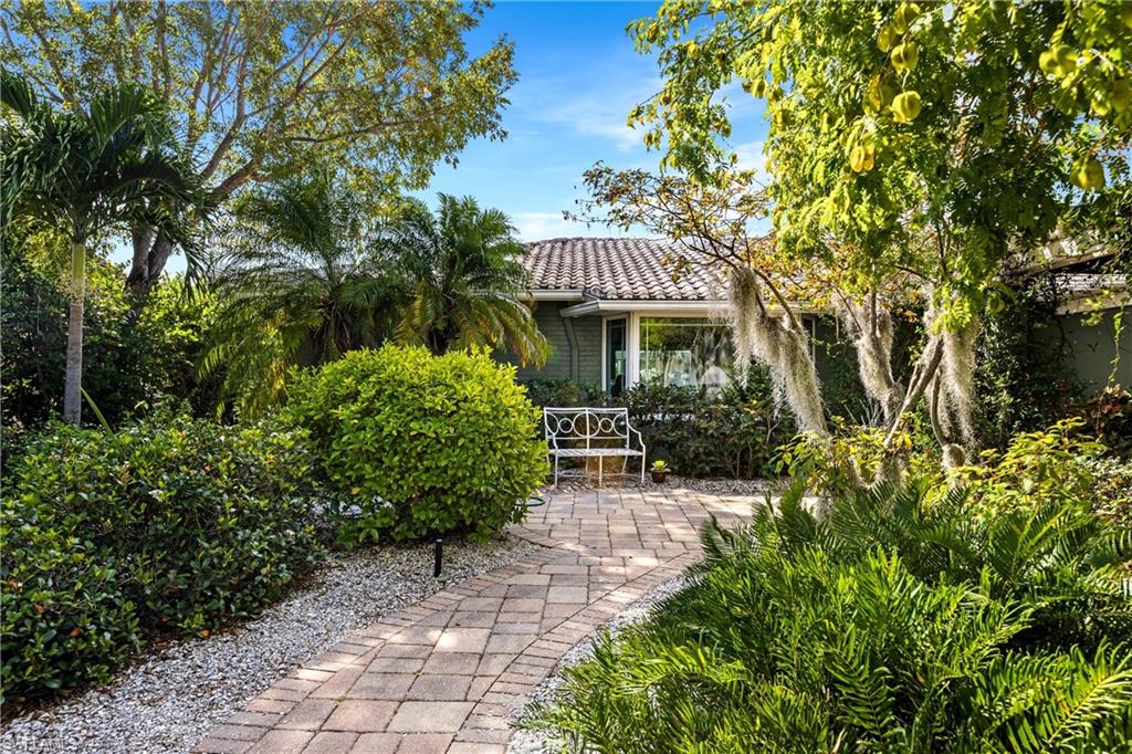 PALM ACRES - Residential