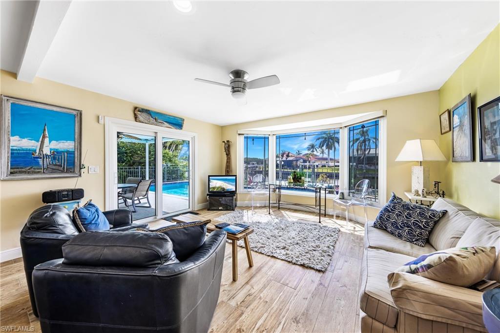 PALM ACRES - Residential