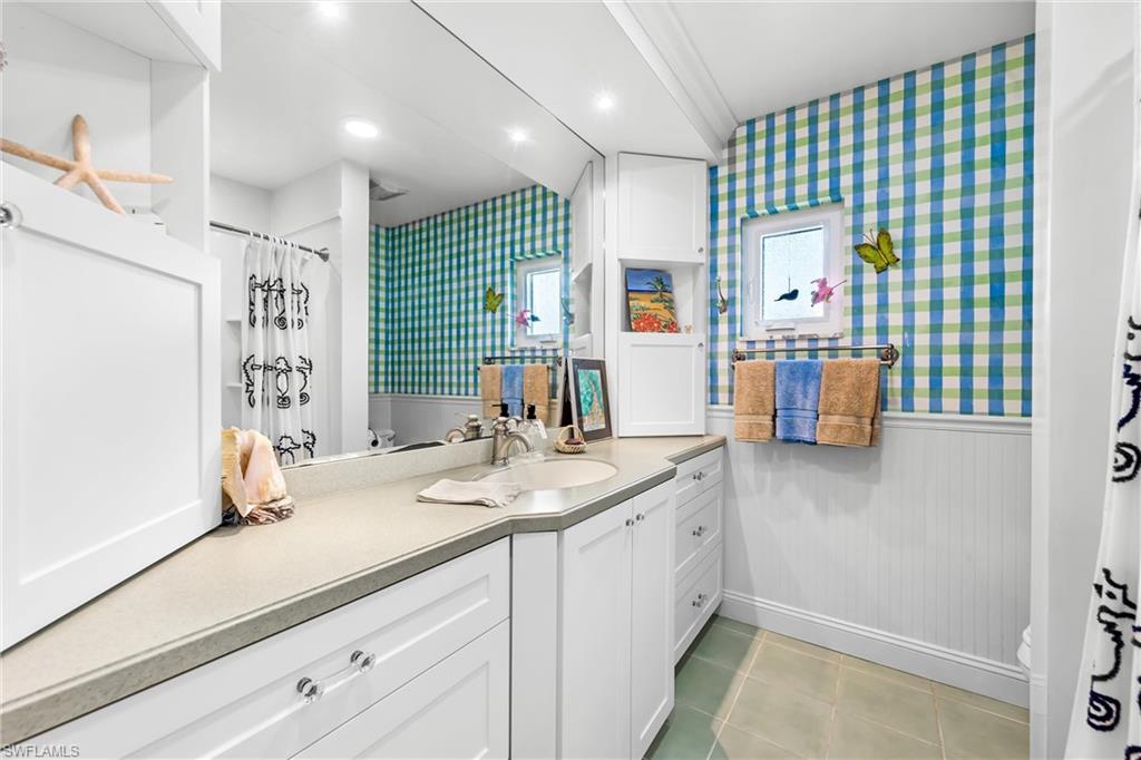 PALM ACRES - Residential